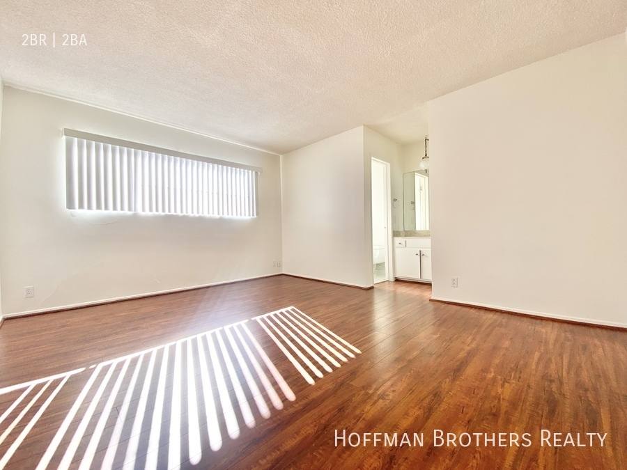 Apartment for rent at 8206 Romaine St #1, Los Angeles, CA 90046