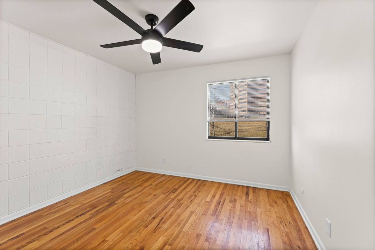 Apartment for rent at 4903-4913 Walnut, Kansas City, MO 64112
