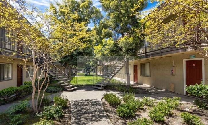 Apartment for rent at 6131 Gettysburg Place #6, Stockton, CA 95207