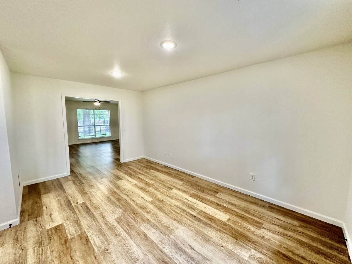 Townhouse for rent at 802 E Kara Lane, Rogers, AR 72758