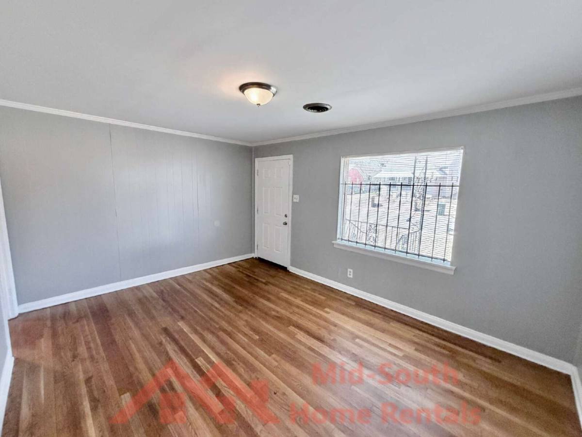 House for rent at 2054 Benford St, Memphis, TN 38109