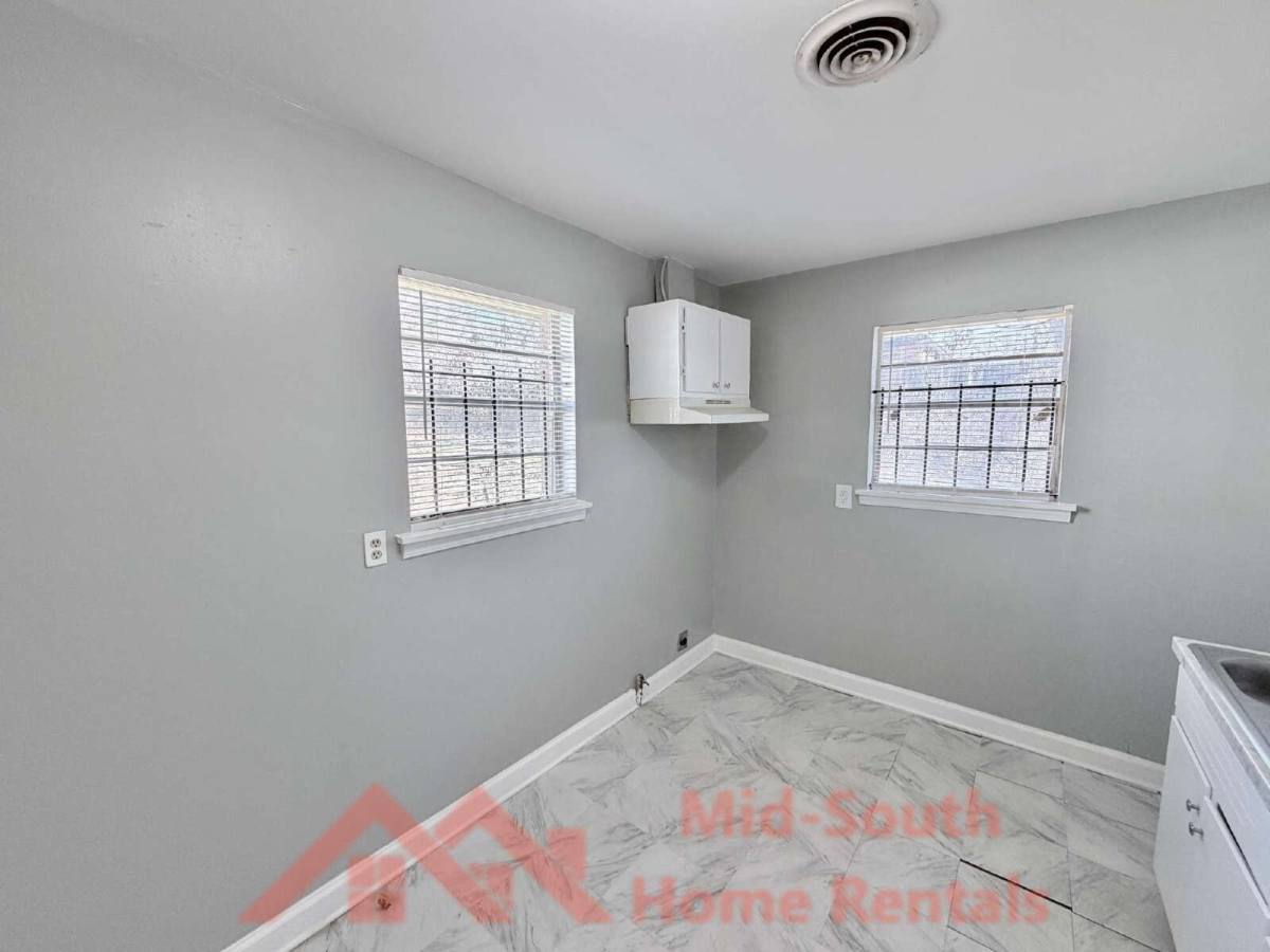 House for rent at 2054 Benford St, Memphis, TN 38109