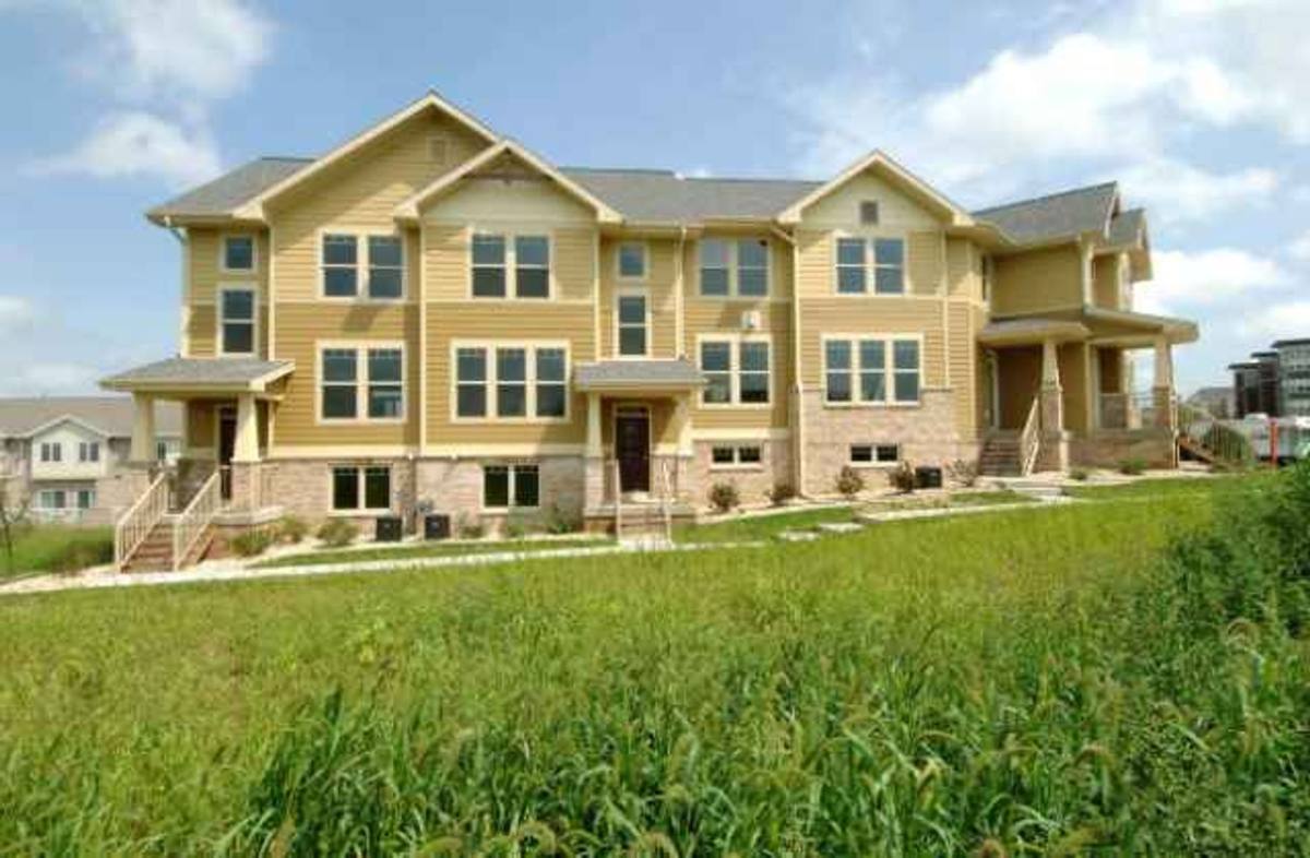 Townhouse for rent at 1704-1724 Waldorf Blvd, Madison, WI 53719