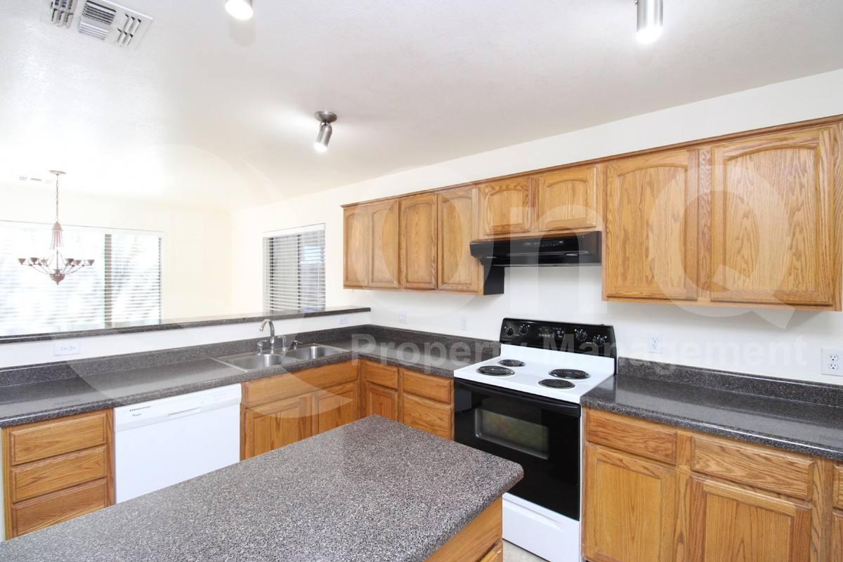 House for rent at 4759 E Lavender Lane, Phoenix, AZ 85044