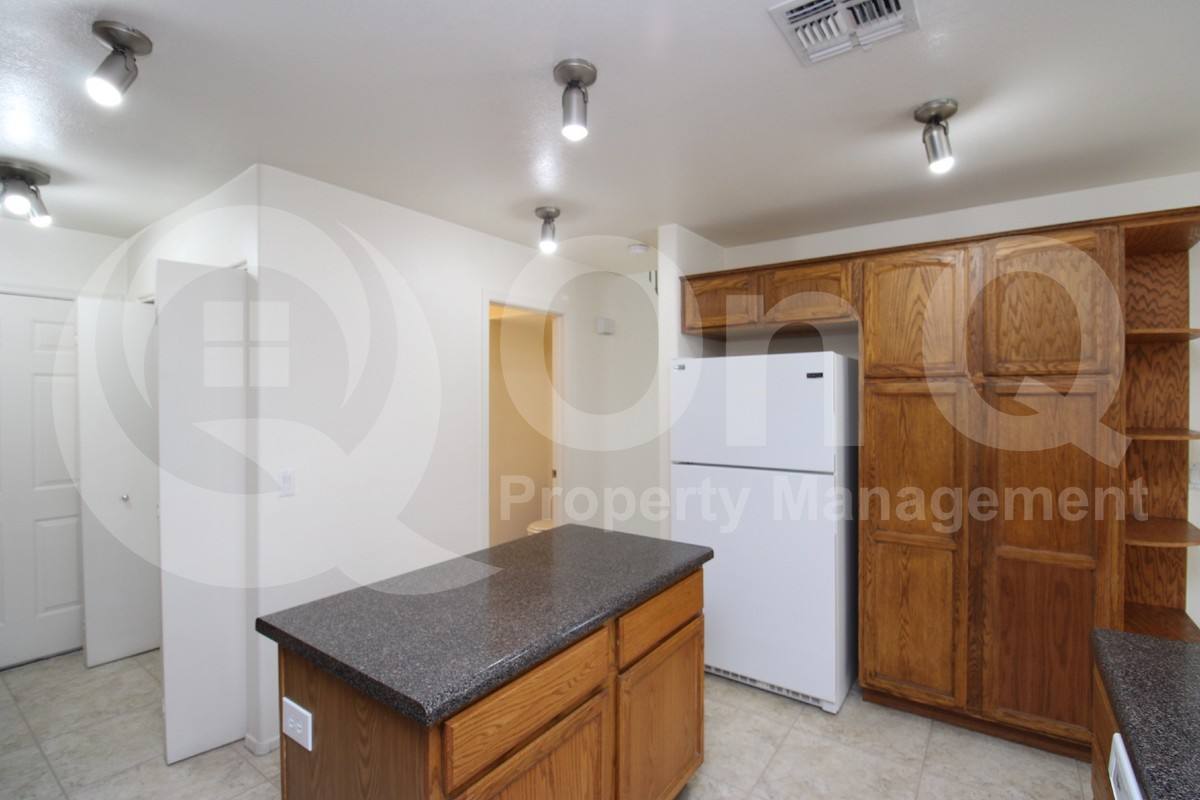 House for rent at 4759 E Lavender Lane, Phoenix, AZ 85044