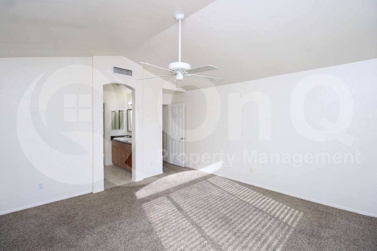 House for rent at 4759 E Lavender Lane, Phoenix, AZ 85044