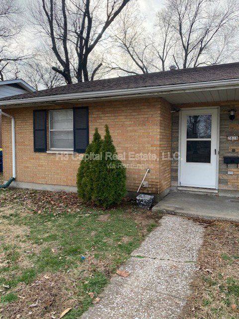 Apartment for rent at 2818 Yale Dr, Granite City, IL 62040
