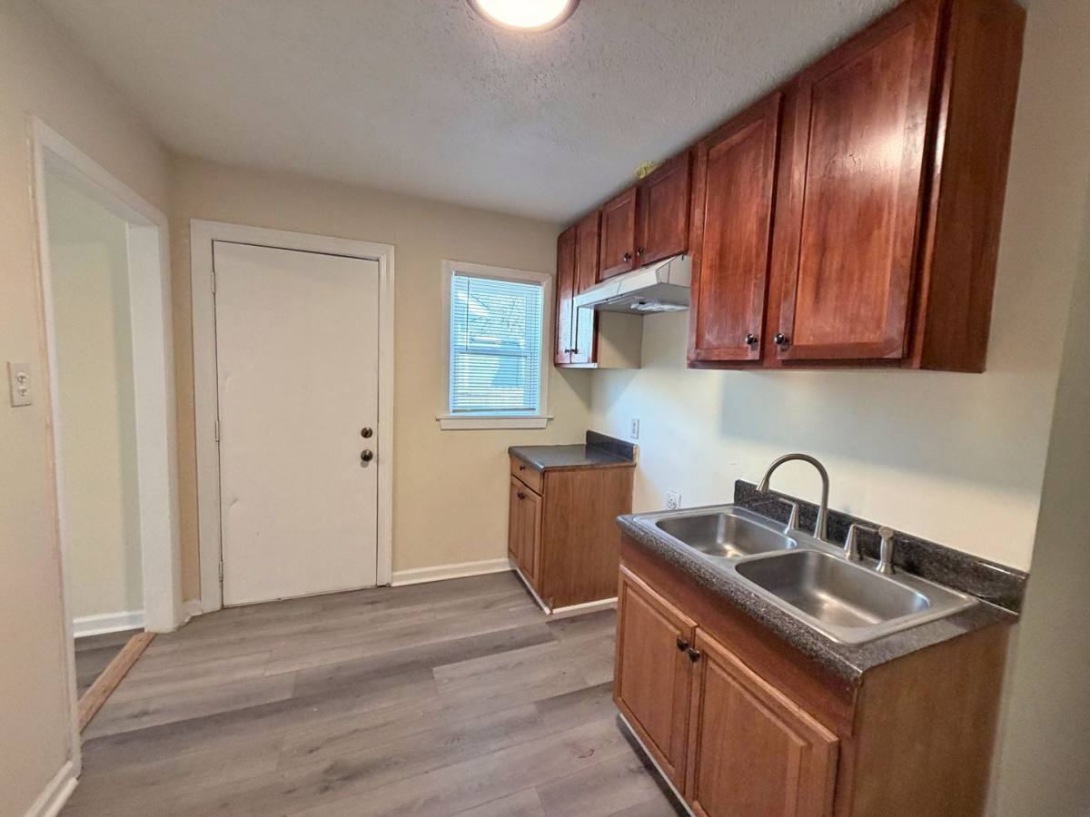 House for rent at 684 Lipford St, Memphis, TN 38112