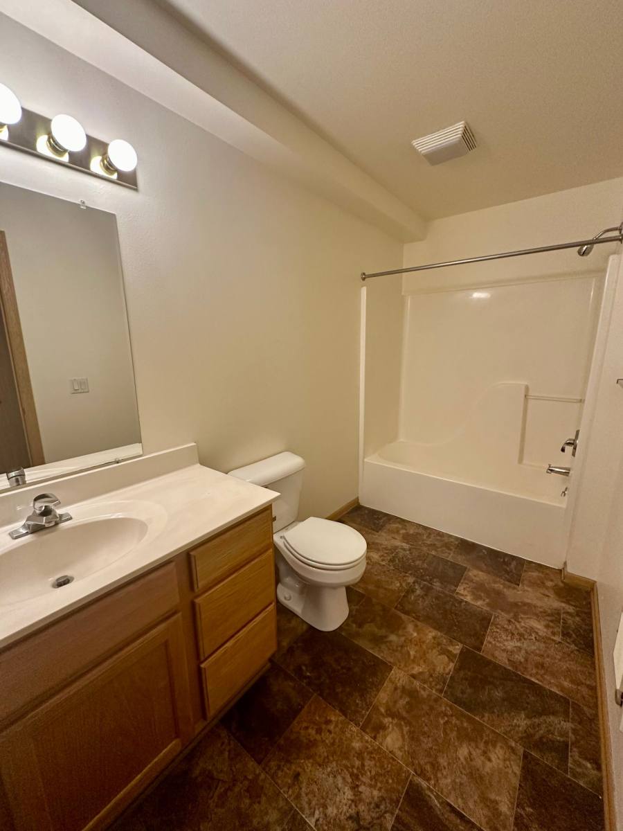 Apartment for rent at 2001 - 2017 Wyoming Ave, Sun Prairie, WI 53590
