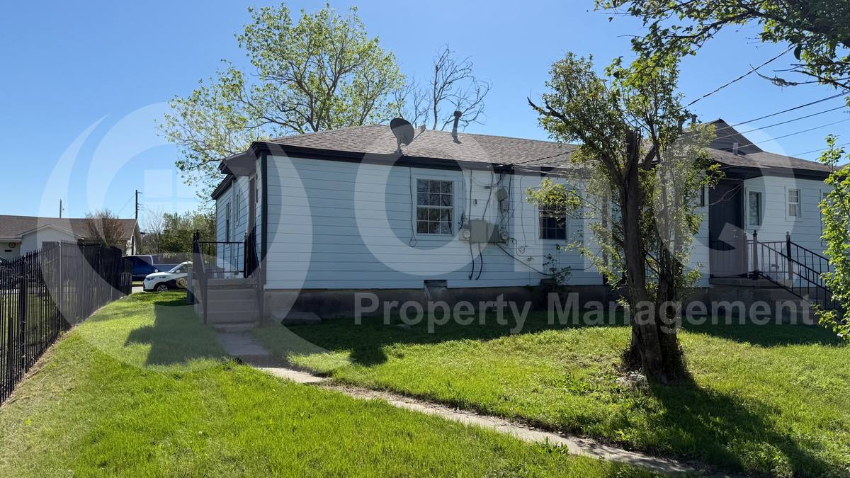 House for rent at 2640 Berryhill Dr, Fort Worth, TX 76105