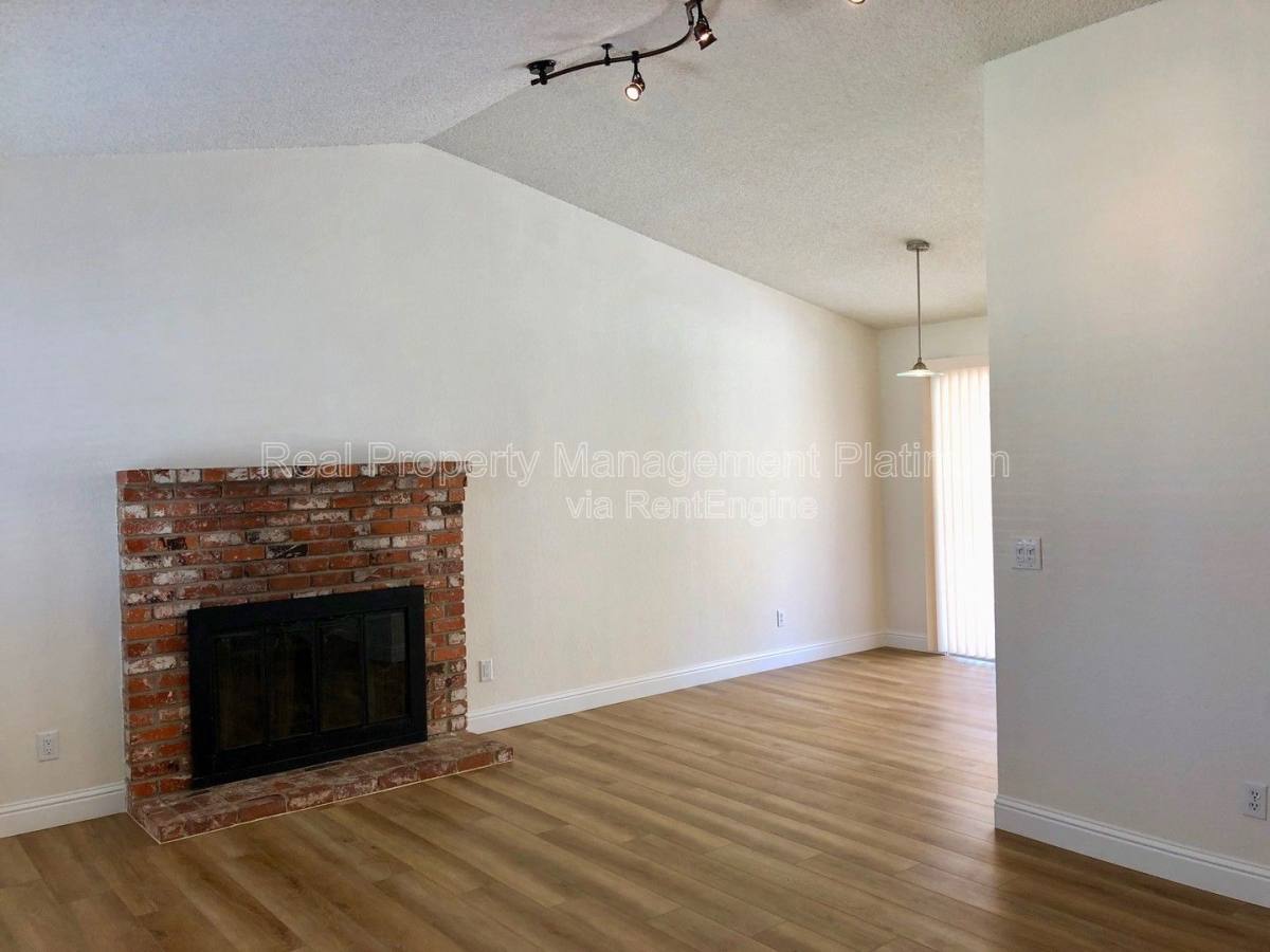 House for rent at 2967 Terry Ave, Clovis, CA 93612