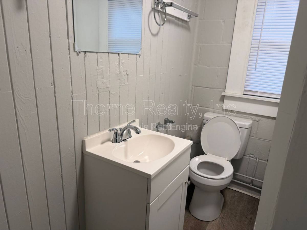 Apartment for rent at 1504 Coleman St SE #B, Wilson, NC 27893