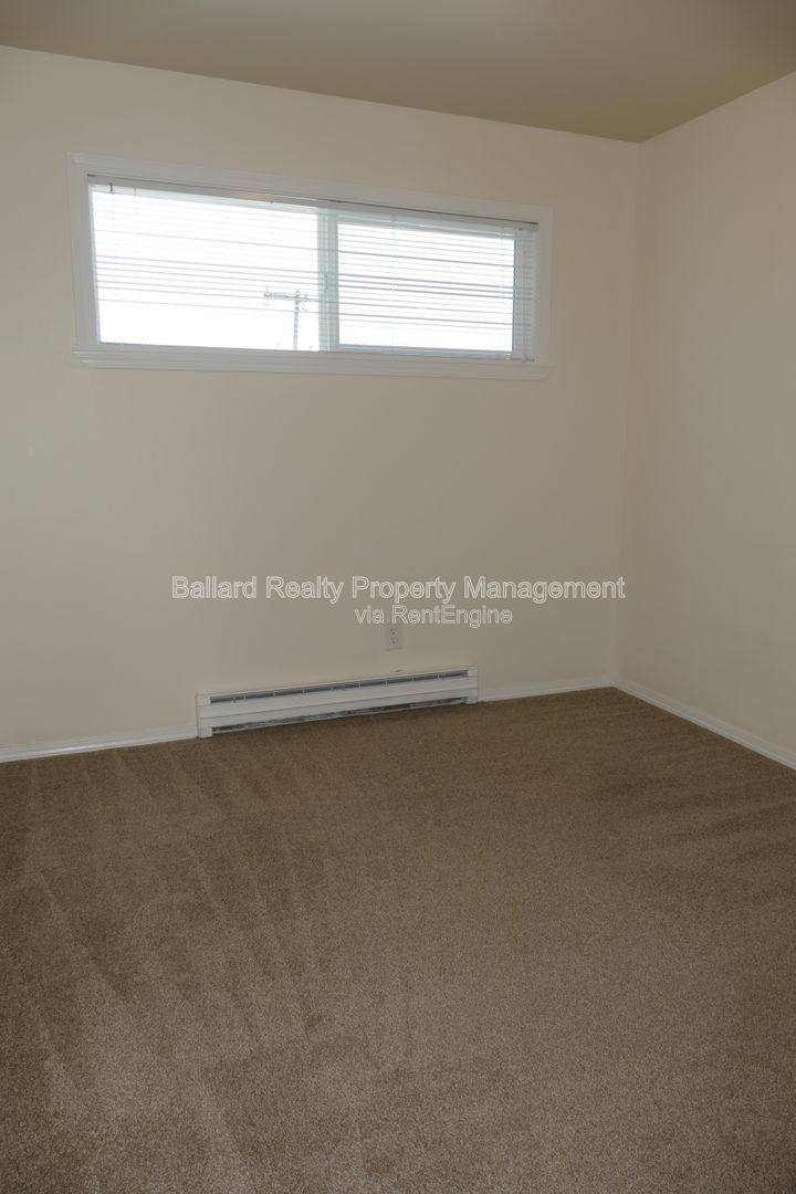 Apartment for rent at 9030 Greenwood Ave N #202, Seattle, WA 98103