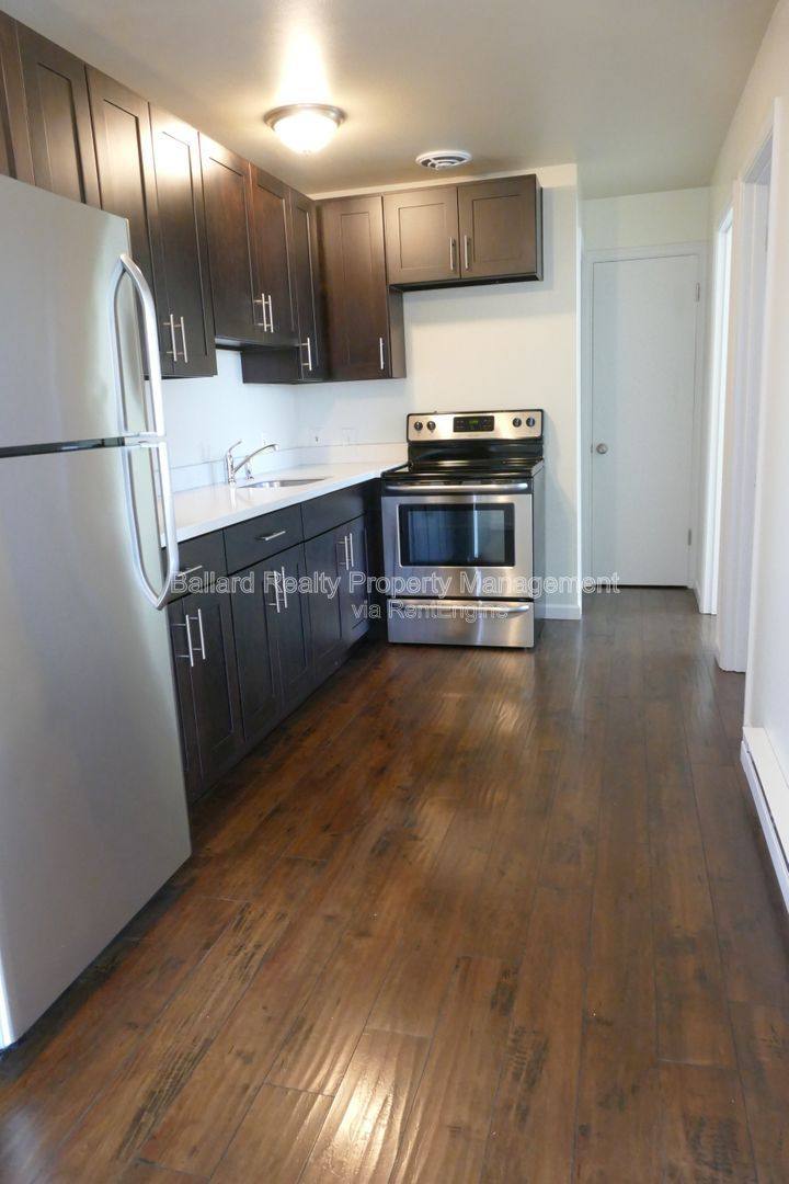 Apartment for rent at 9030 Greenwood Ave N #202, Seattle, WA 98103
