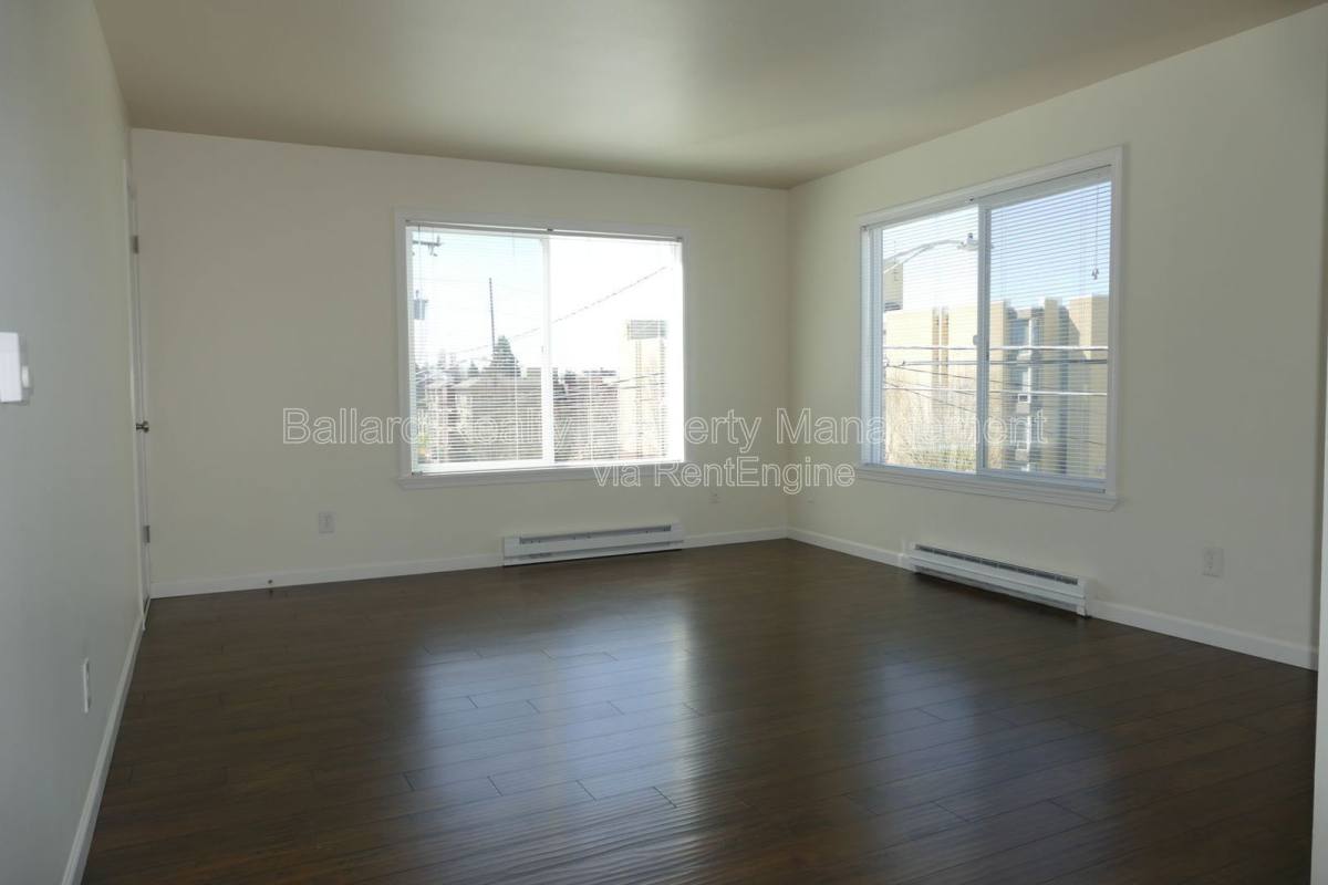 Apartment for rent at 9030 Greenwood Ave N #202, Seattle, WA 98103