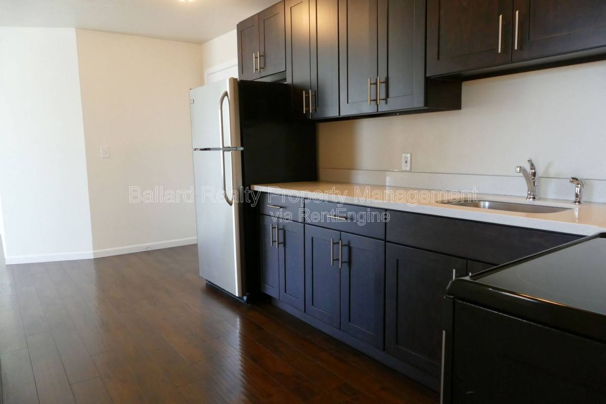 Apartment for rent at 9030 Greenwood Ave N #202, Seattle, WA 98103