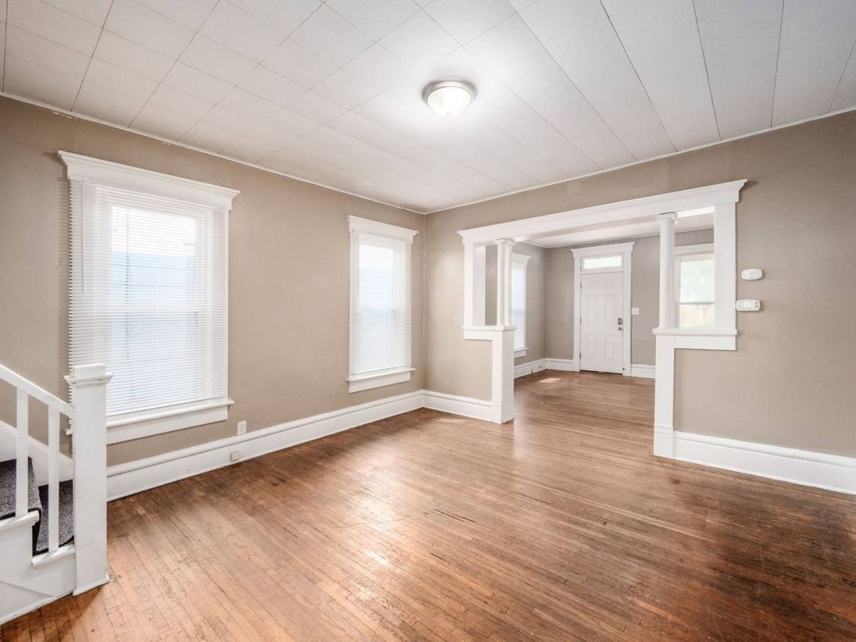 Apartment for rent at 89 E Patterson Ave, Columbus, OH 43202