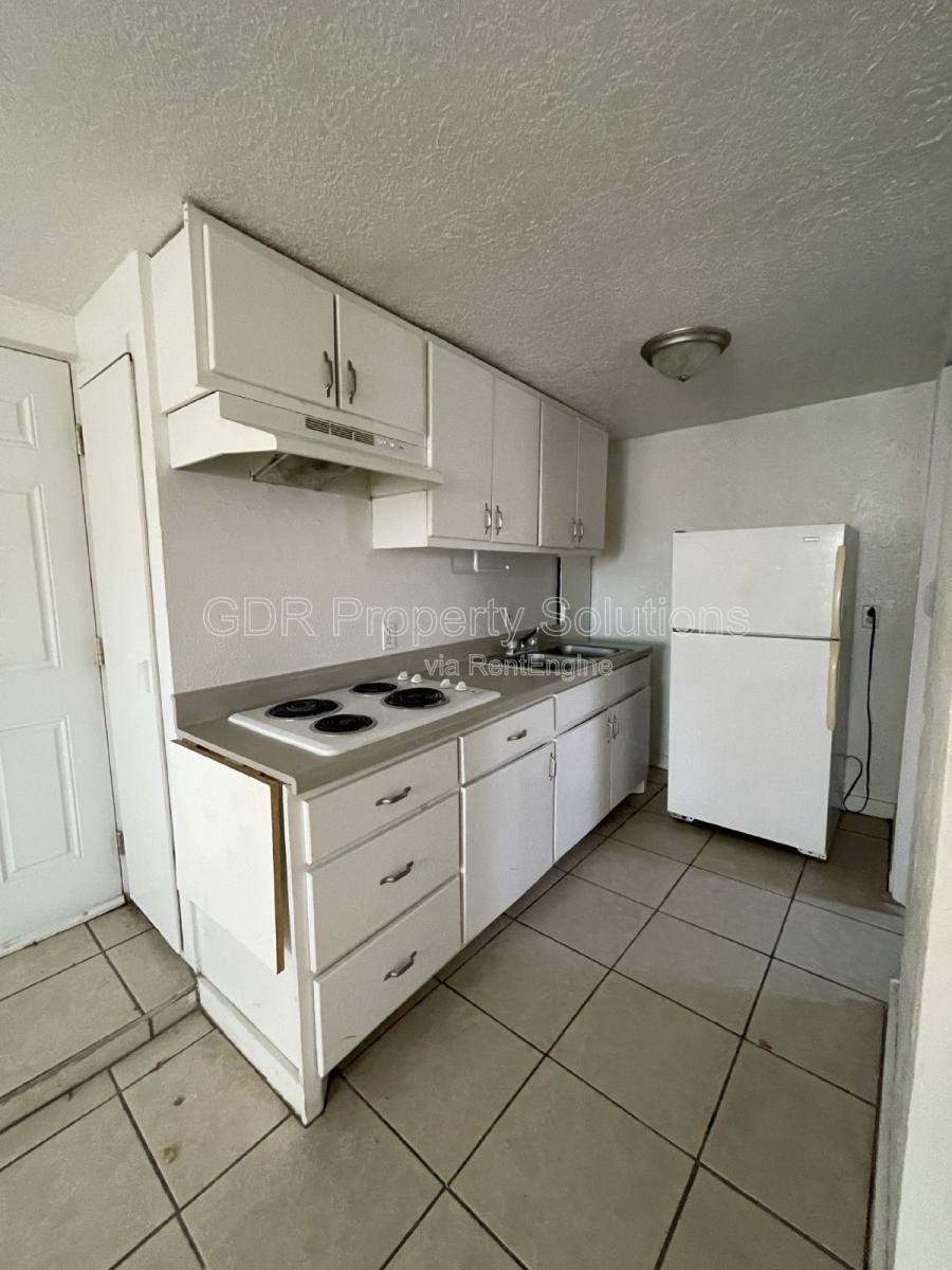 Apartment for rent at 408 Pennsylvania St SE #C, Albuquerque, NM 87108