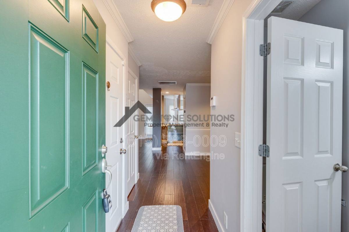 Townhouse for rent at 2402 Nashboro Blvd, Nashville, TN 37217