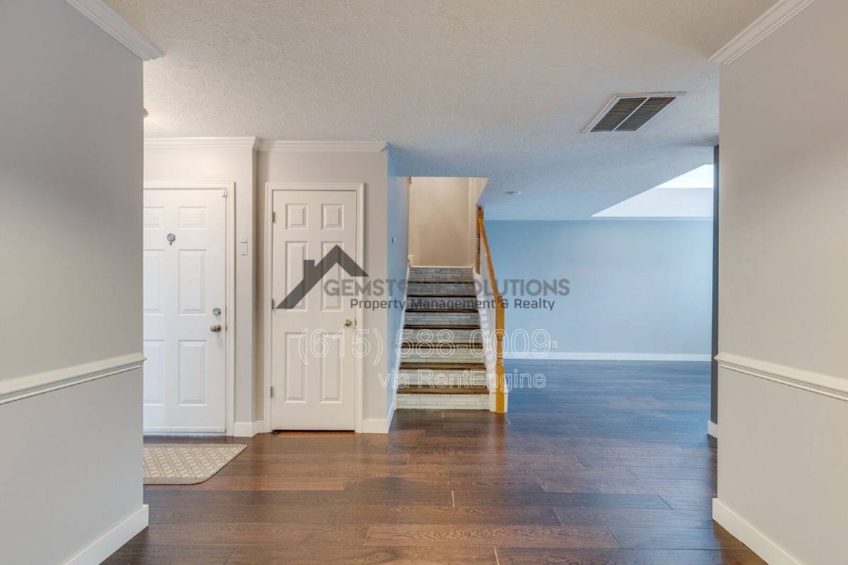 Townhouse for rent at 2402 Nashboro Blvd, Nashville, TN 37217