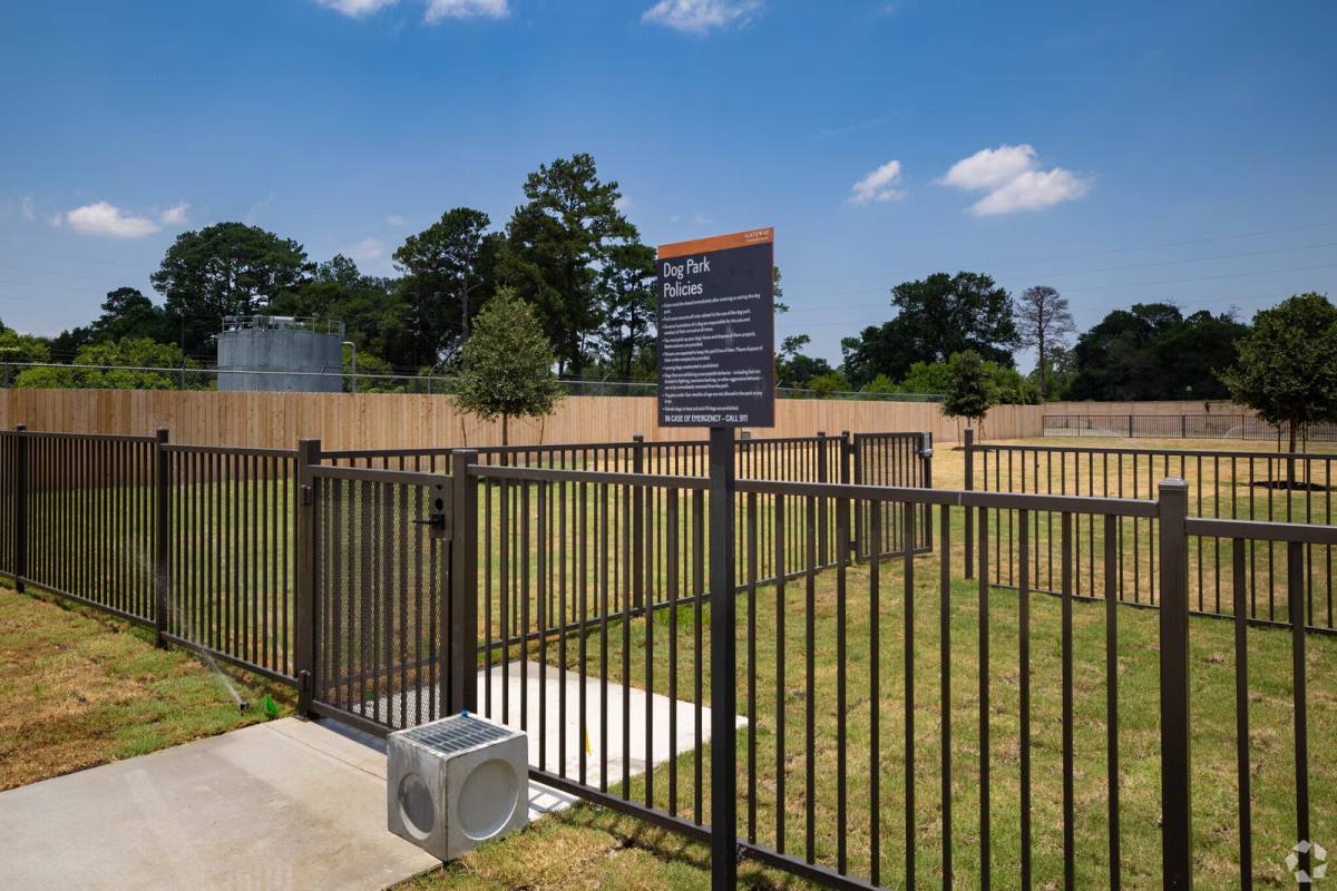 Apartment for rent at 12411 Huffmeister Rd, Cypress, TX 77429