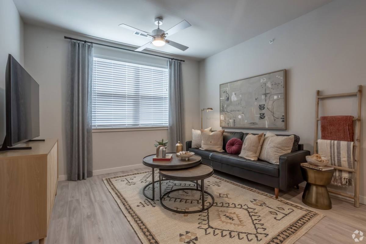 Apartment for rent at 1610 Campbell Rd, Houston, TX 77055