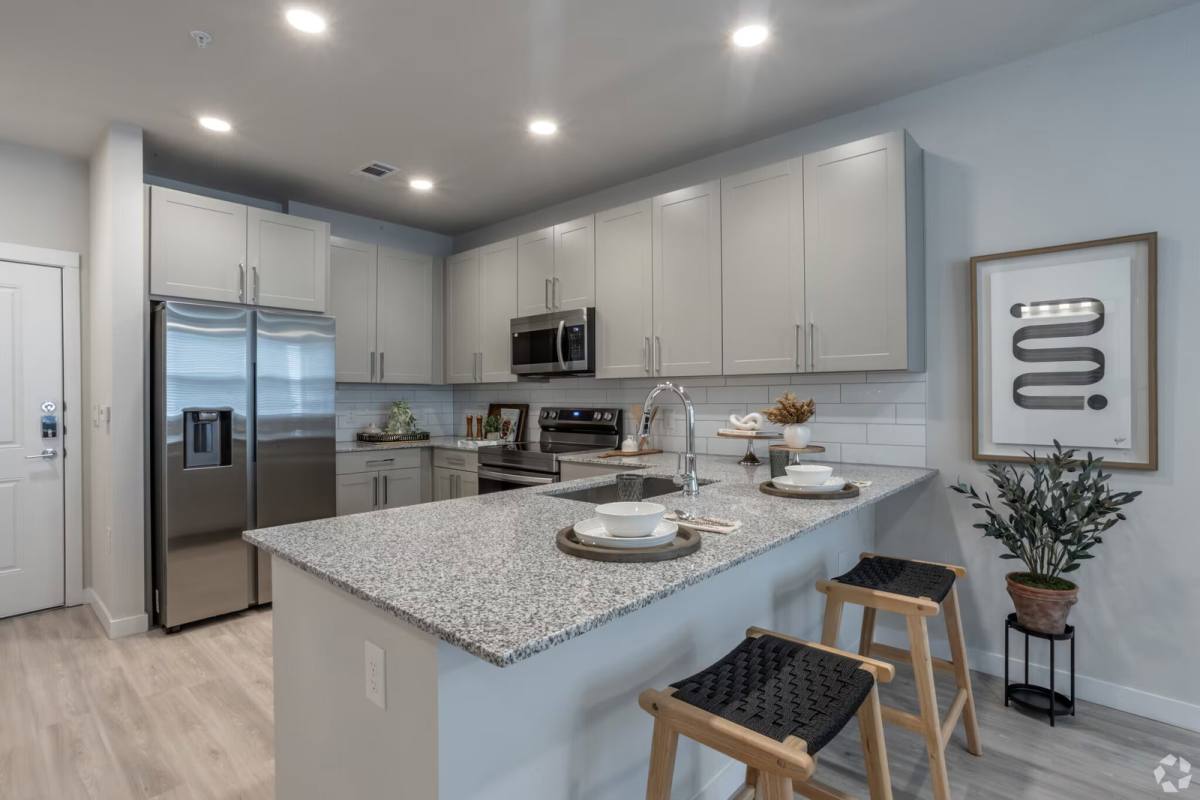 Apartment for rent at 1610 Campbell Rd, Houston, TX 77055