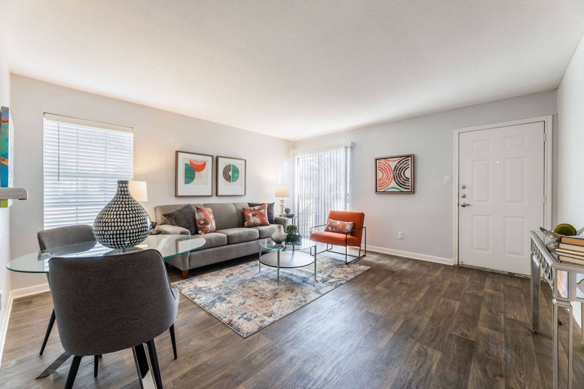 Apartment for rent at 8550 Easton Commons Dr, Houston, TX 77095