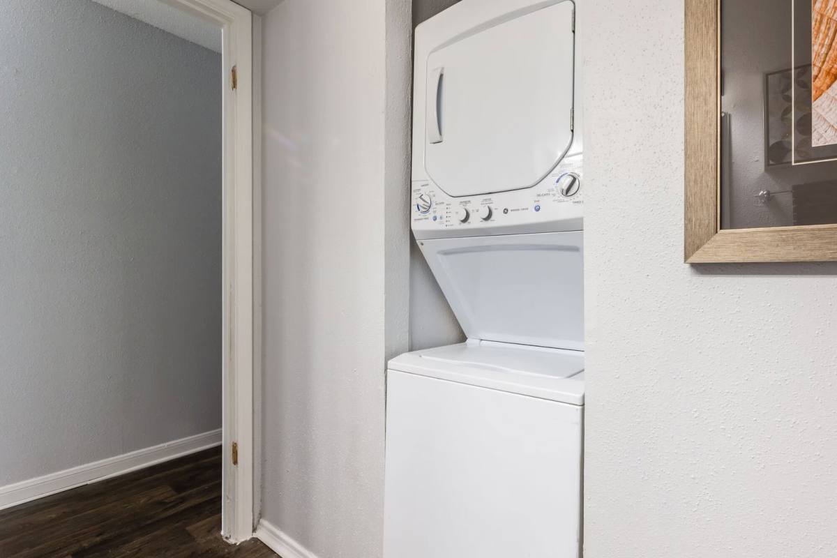 Apartment for rent at 8550 Easton Commons Dr, Houston, TX 77095