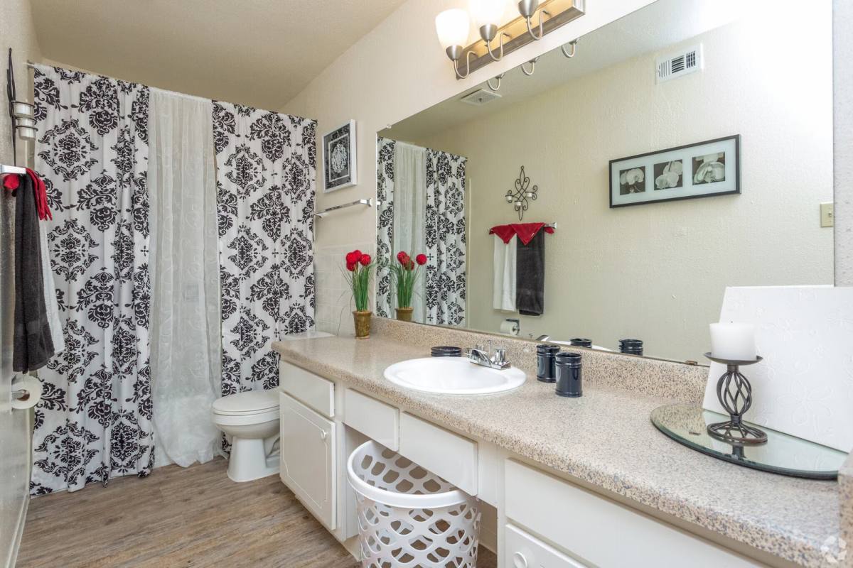 Apartment for rent at 8222 Kingsbrook Rd, Houston, TX 77024