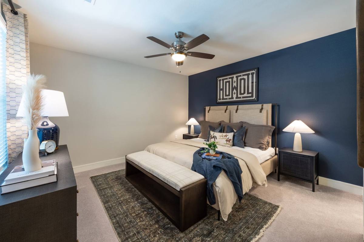 Apartment for rent at 11117 Signal Way, Stafford, TX 77477