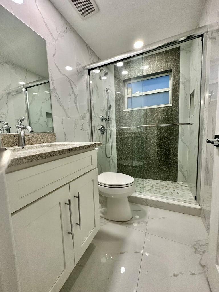 Apartment for rent at 8867 Sunset Dr, Palm Beach Gardens, FL 33410