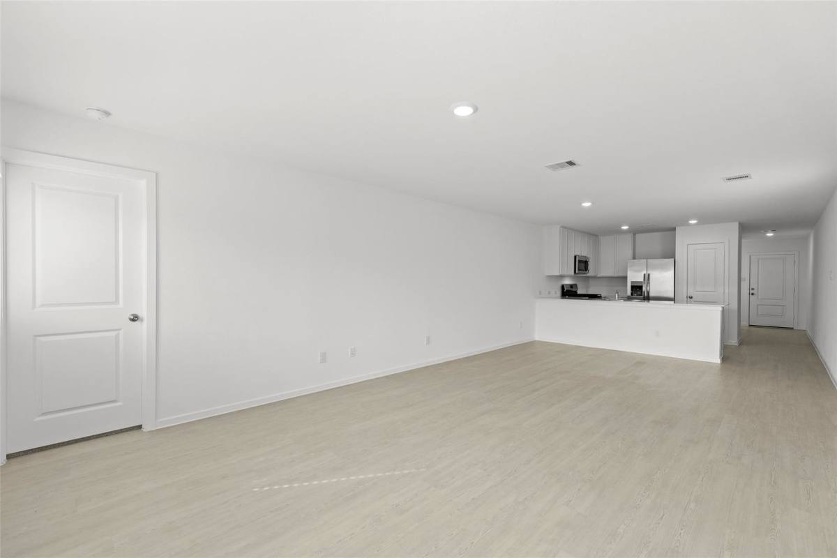 House for rent at 214 Farray Forest Lane St, Magnolia, TX 77354