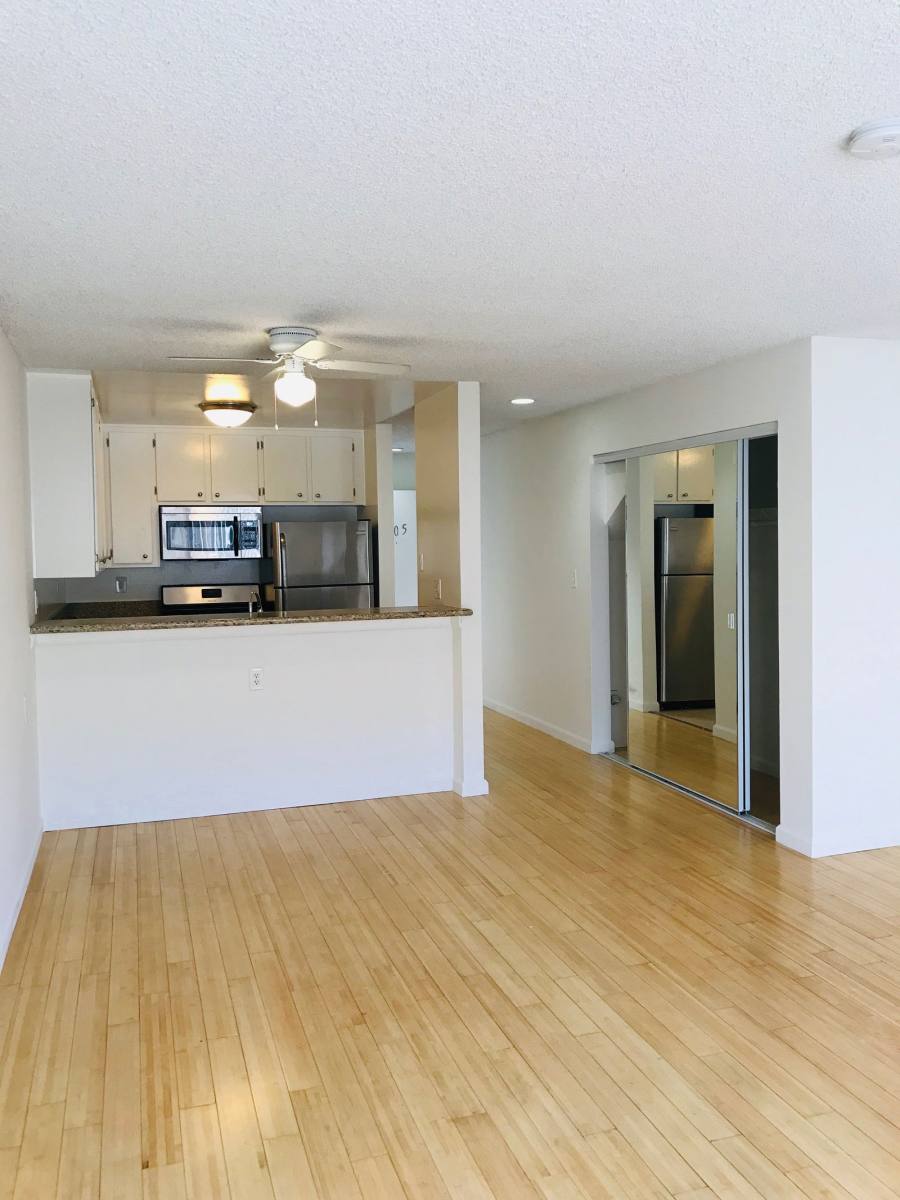 Apartment for rent at 2485 Sawtelle Blvd #105, Los Angeles, CA 90064