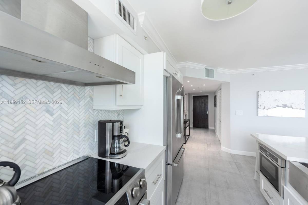 Condo for rent at 90 Alton Rd, Miami Beach, FL 33139
