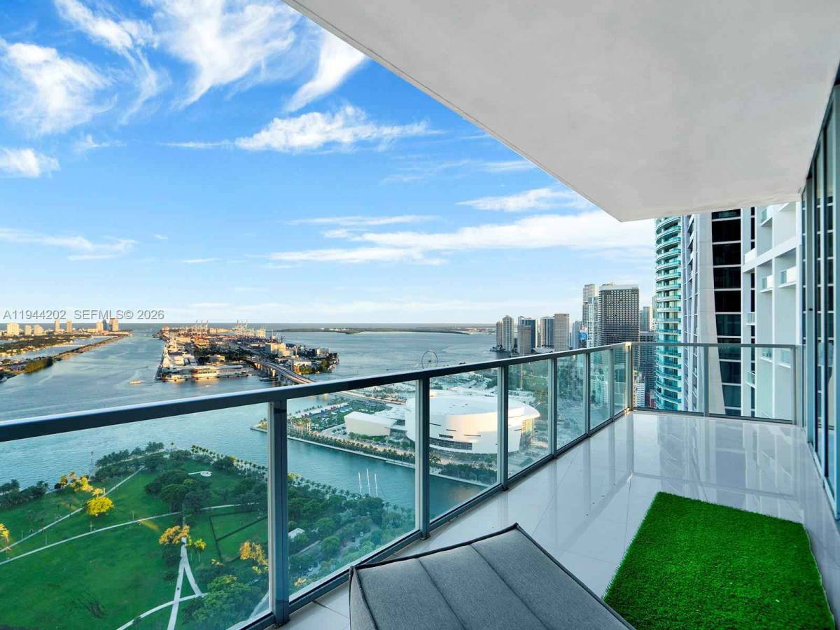 Condo for rent at 1100 Biscayne Blvd #4001, Miami, FL 33132