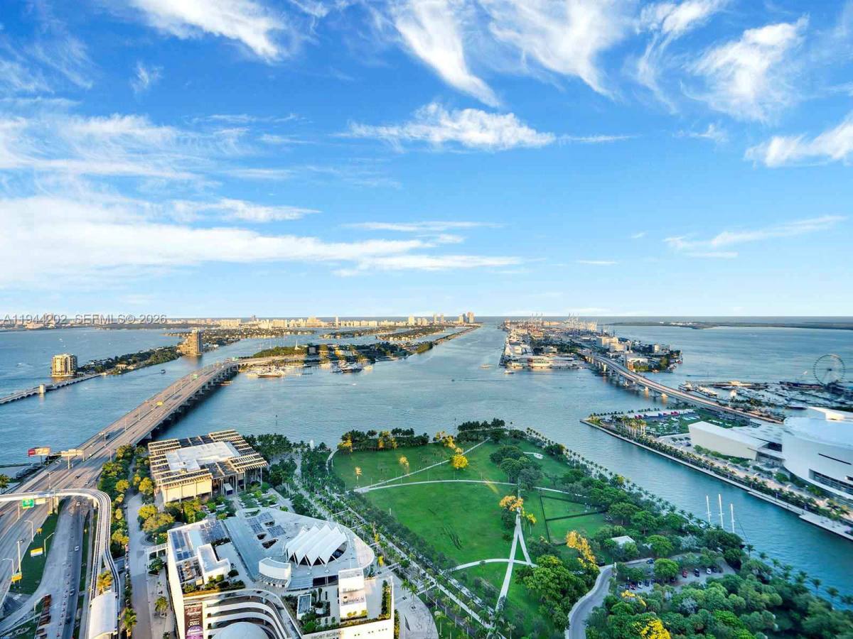 Condo for rent at 1100 Biscayne Blvd #4001, Miami, FL 33132