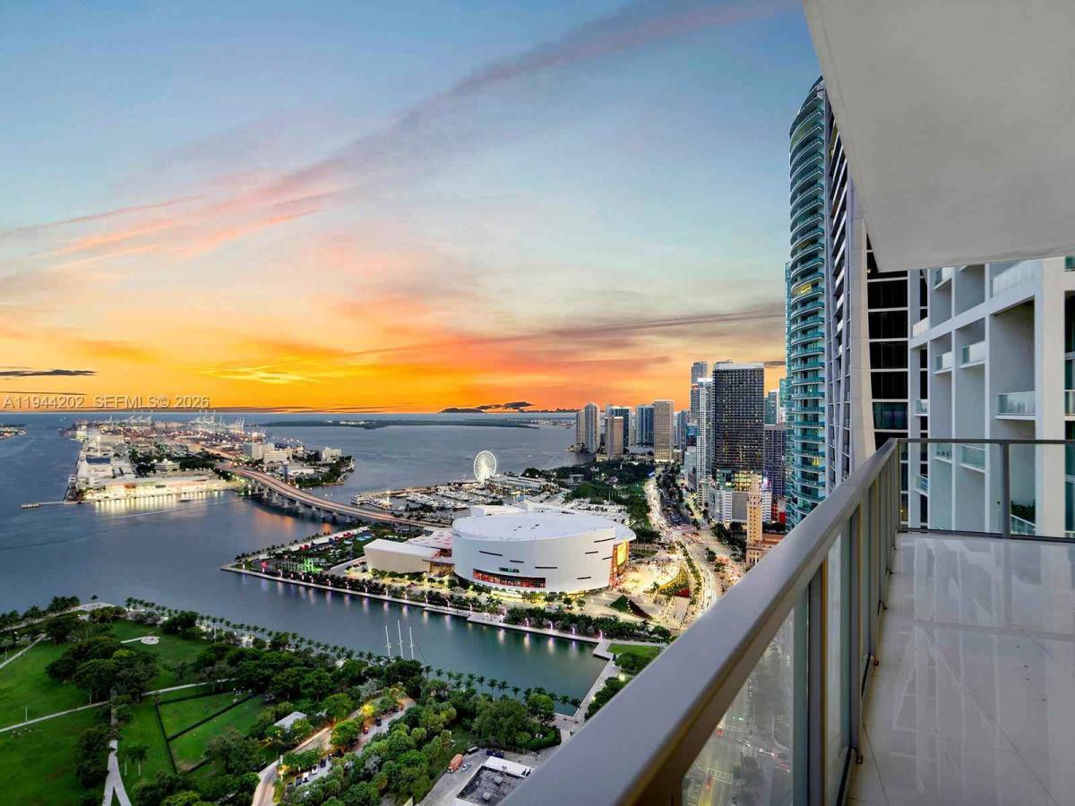 Condo for rent at 1100 Biscayne Blvd #4001, Miami, FL 33132