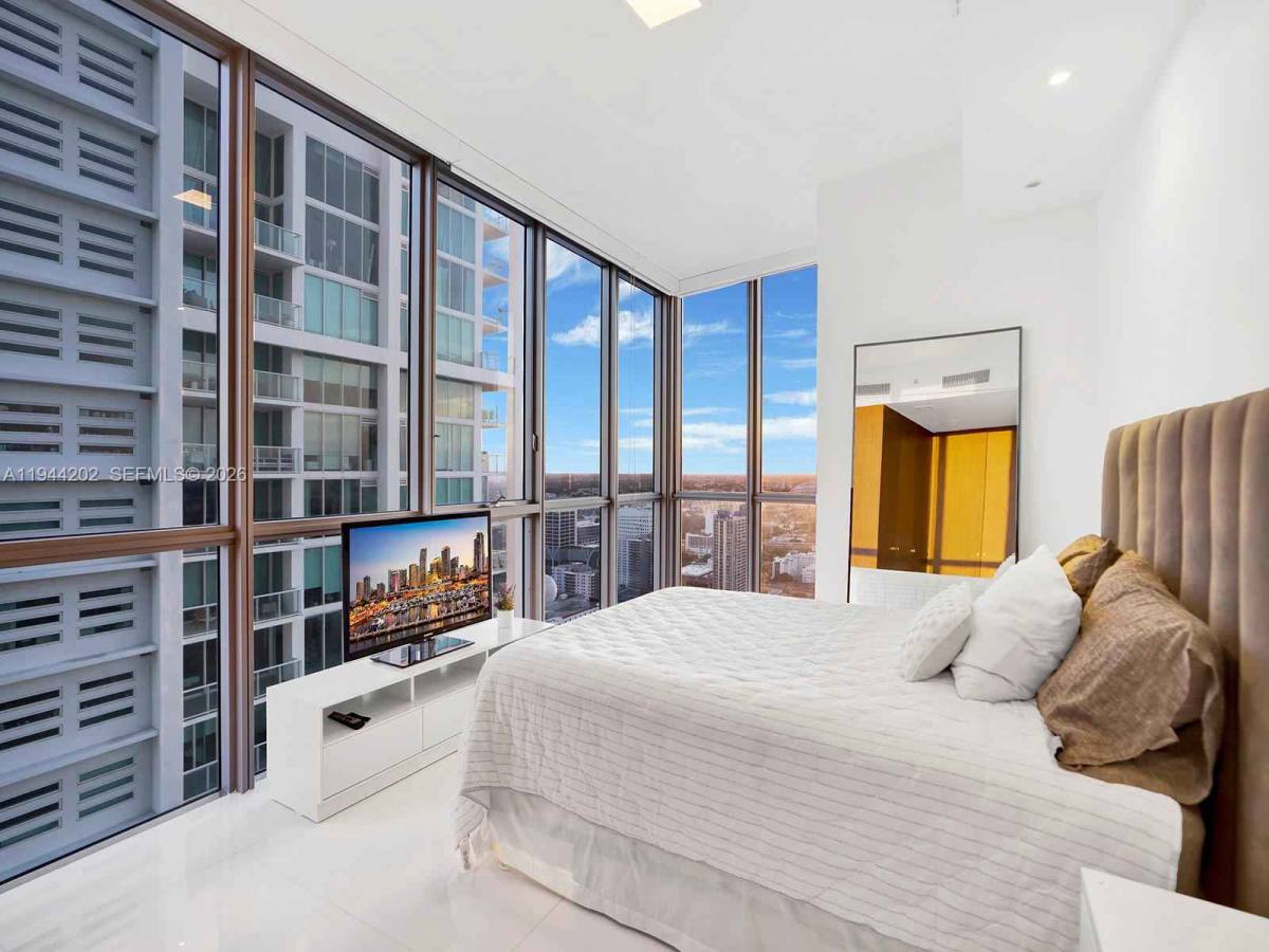 Condo for rent at 1100 Biscayne Blvd #4001, Miami, FL 33132