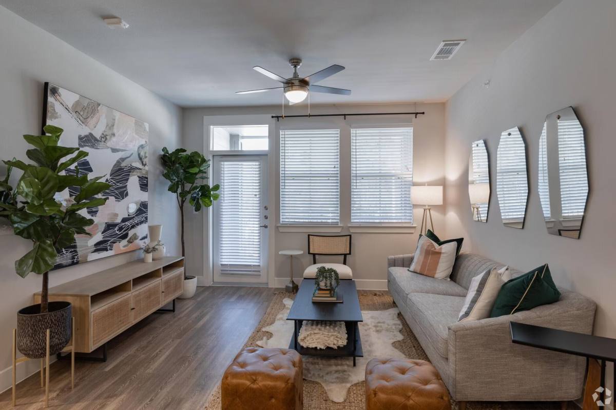Apartment for rent at 14914 Vintage Preserve Parkway, Houston, TX 77070