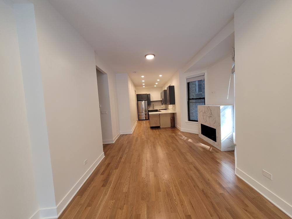 Apartment for rent at 3517 N Reta #1F, Chicago, IL 60657