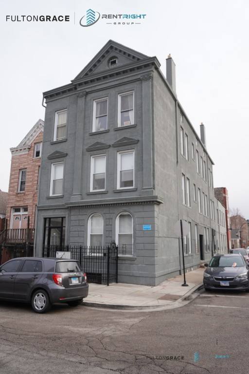 Apartment for rent at 2031 W 23rd St #7, Chicago, IL 60608