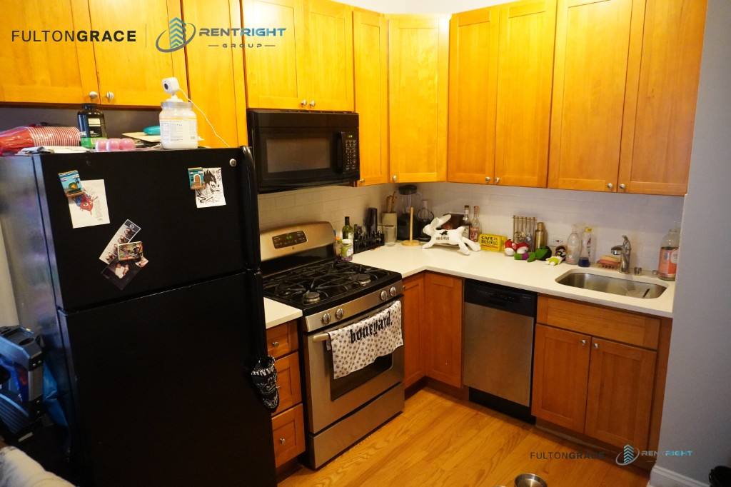 Apartment for rent at 1846 W 18th St #2R, Chicago, IL 60608