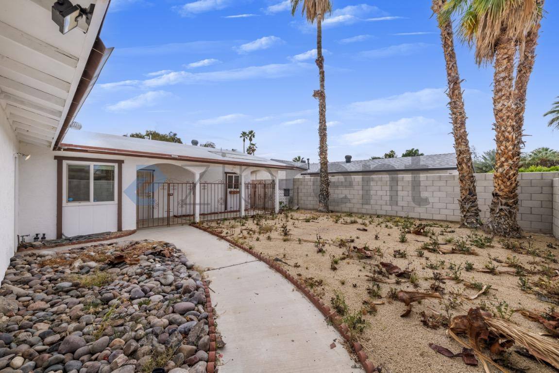 House for rent at 43160 Virginia Ave, Palm Desert, CA 92211