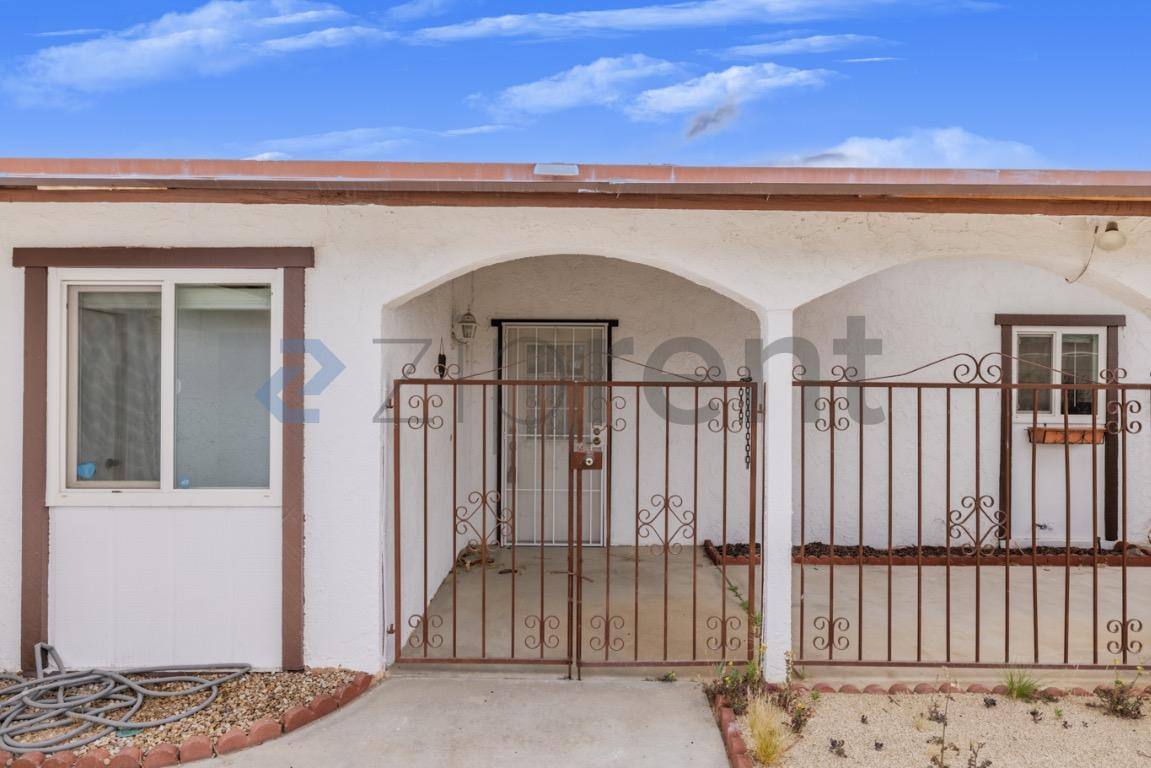 House for rent at 43160 Virginia Ave, Palm Desert, CA 92211