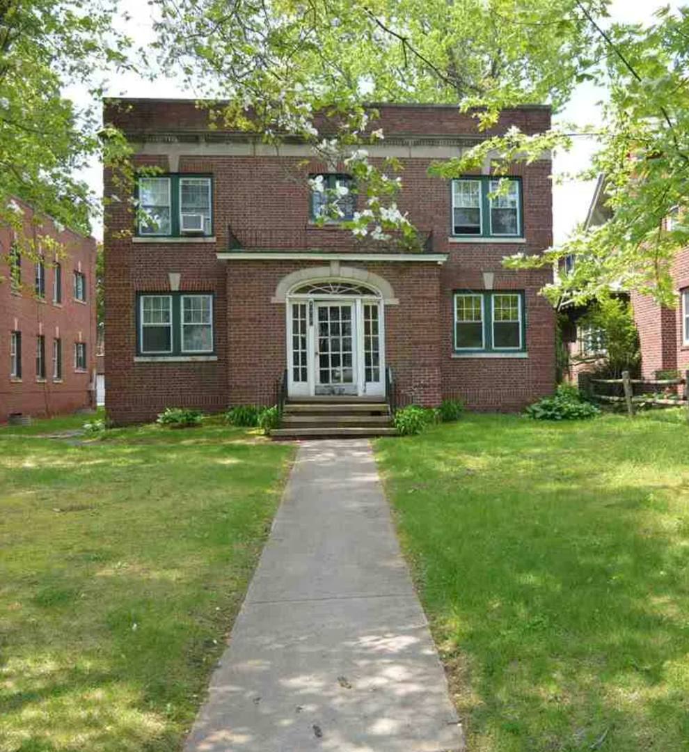 Apartment for rent at 144 Manning Blvd, Albany, NY 12203