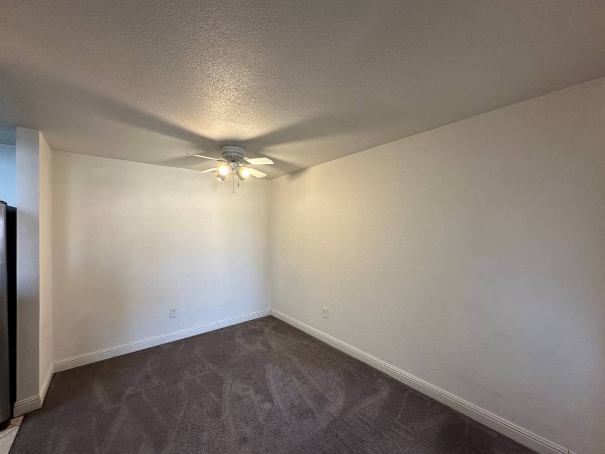 Apartment for rent at 5055 W Hacienda Ave, Las Vegas, NV 89118