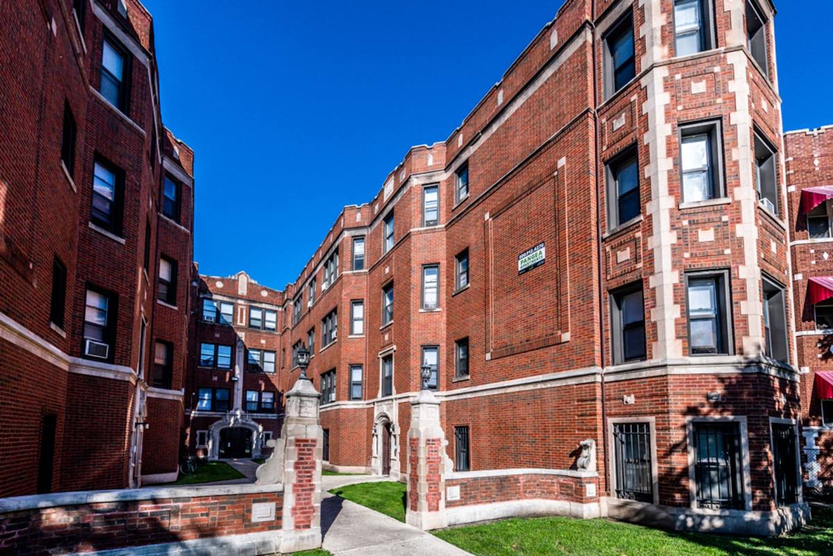 Apartment for rent at 7944 S Paulina, Chicago, IL 60620