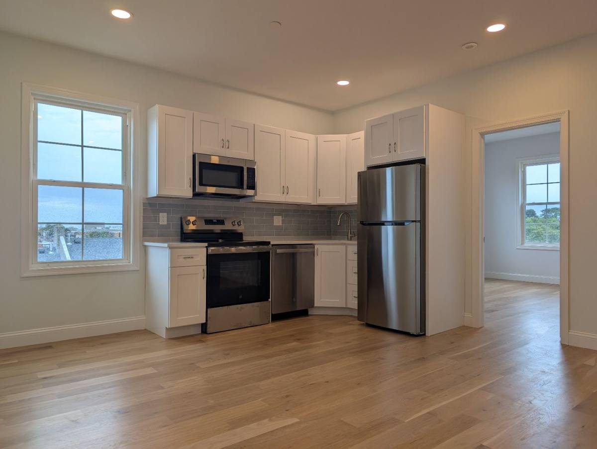 House for rent at 38 Regent St #3, Roxbury, MA 02119