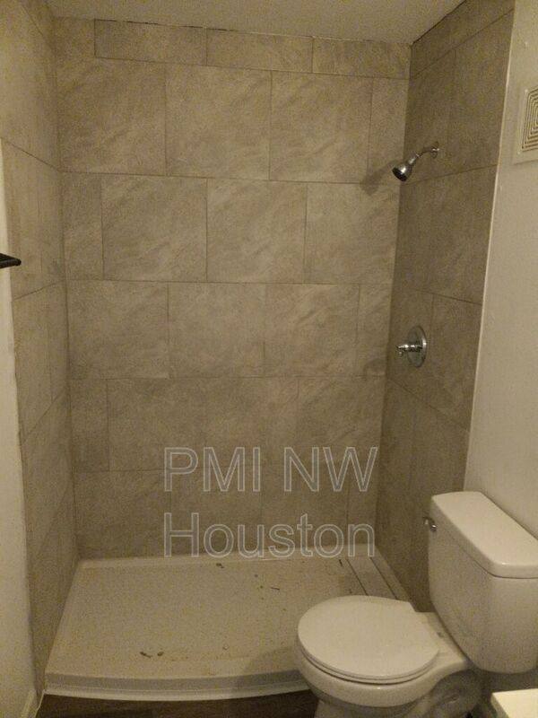 Townhouse for rent at 2681 Gessner Rd #402, Houston, TX 77080